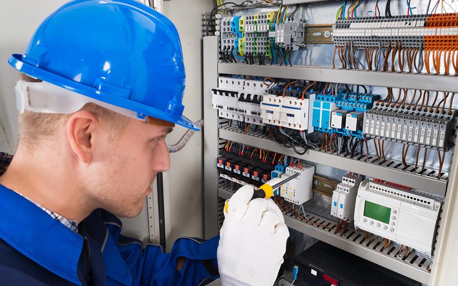 électricien urgence Versailles